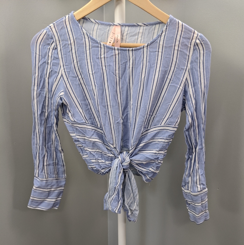 Luna Chix Light Blue Striped Tie Front Crop Top, M